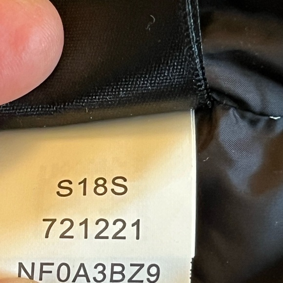 The North Face
International Collection
Nuptse Jacket Black & White Stars Size L - Picture 13 of 17